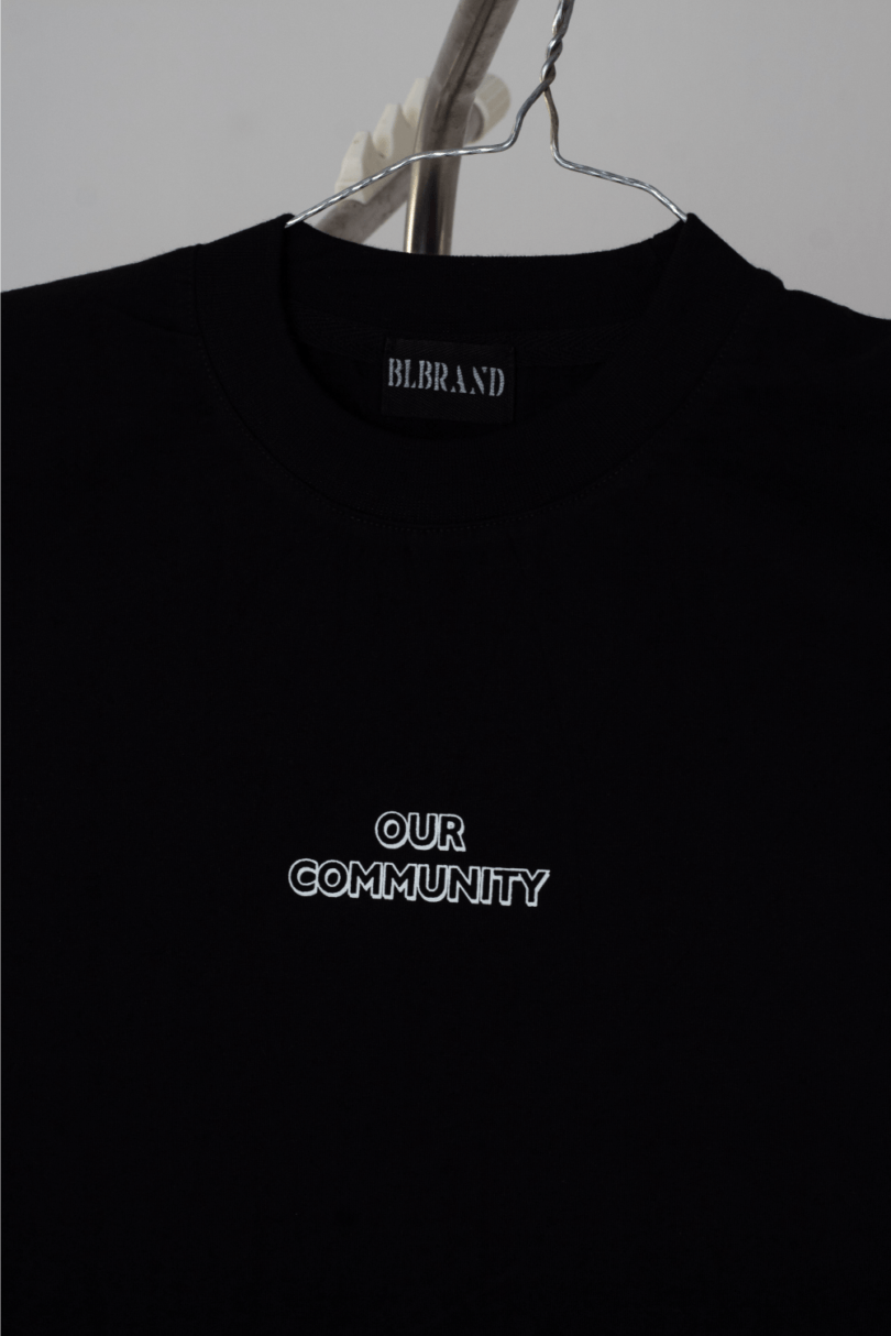 BL BRAND - Plane black Tshirt - OUR COMMUNINTY FASHION